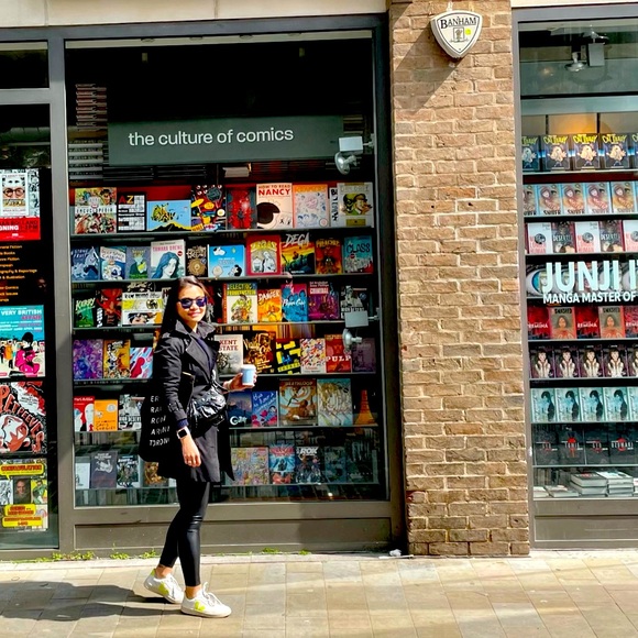 Meet your Posher, Allyson - Picture 1 of 1